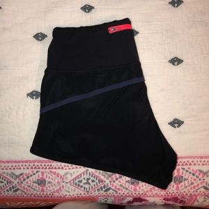 Lululemon Speed Up Short, Size 4